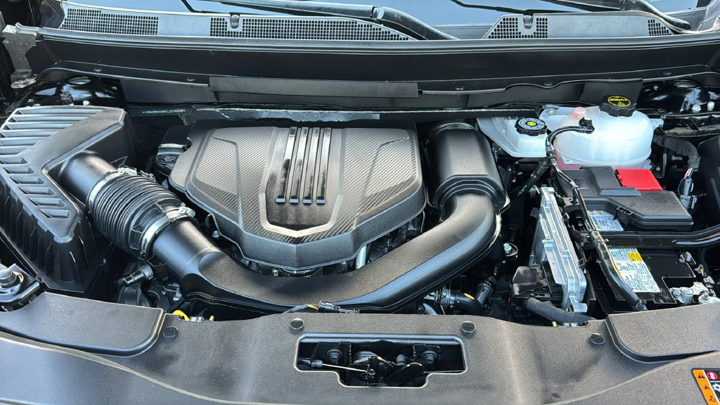 Used 2026 GMC Acadia Elevation FWD image 8
