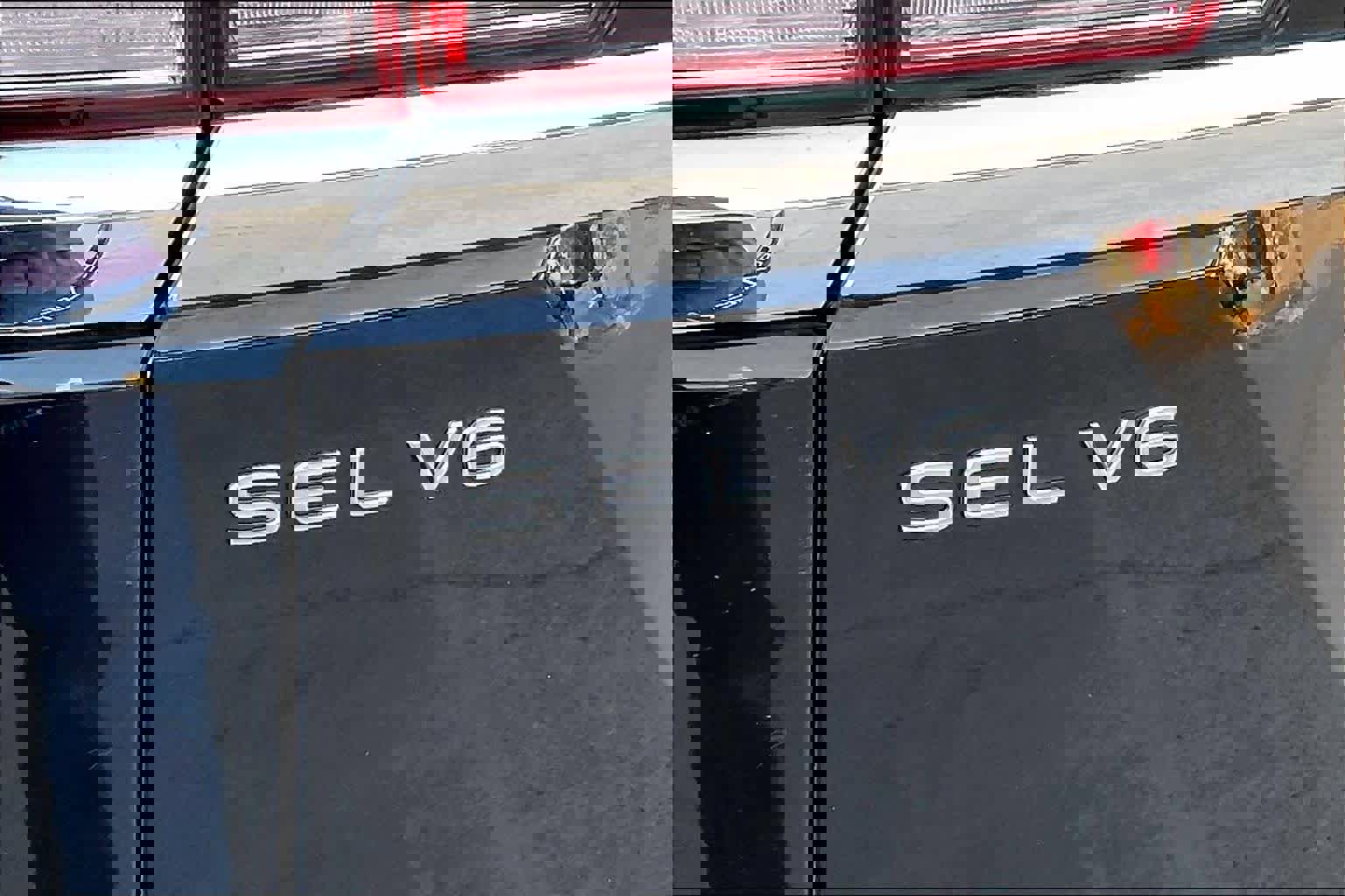 Used 2022 Volkswagen Atlas SEL Premium image 11