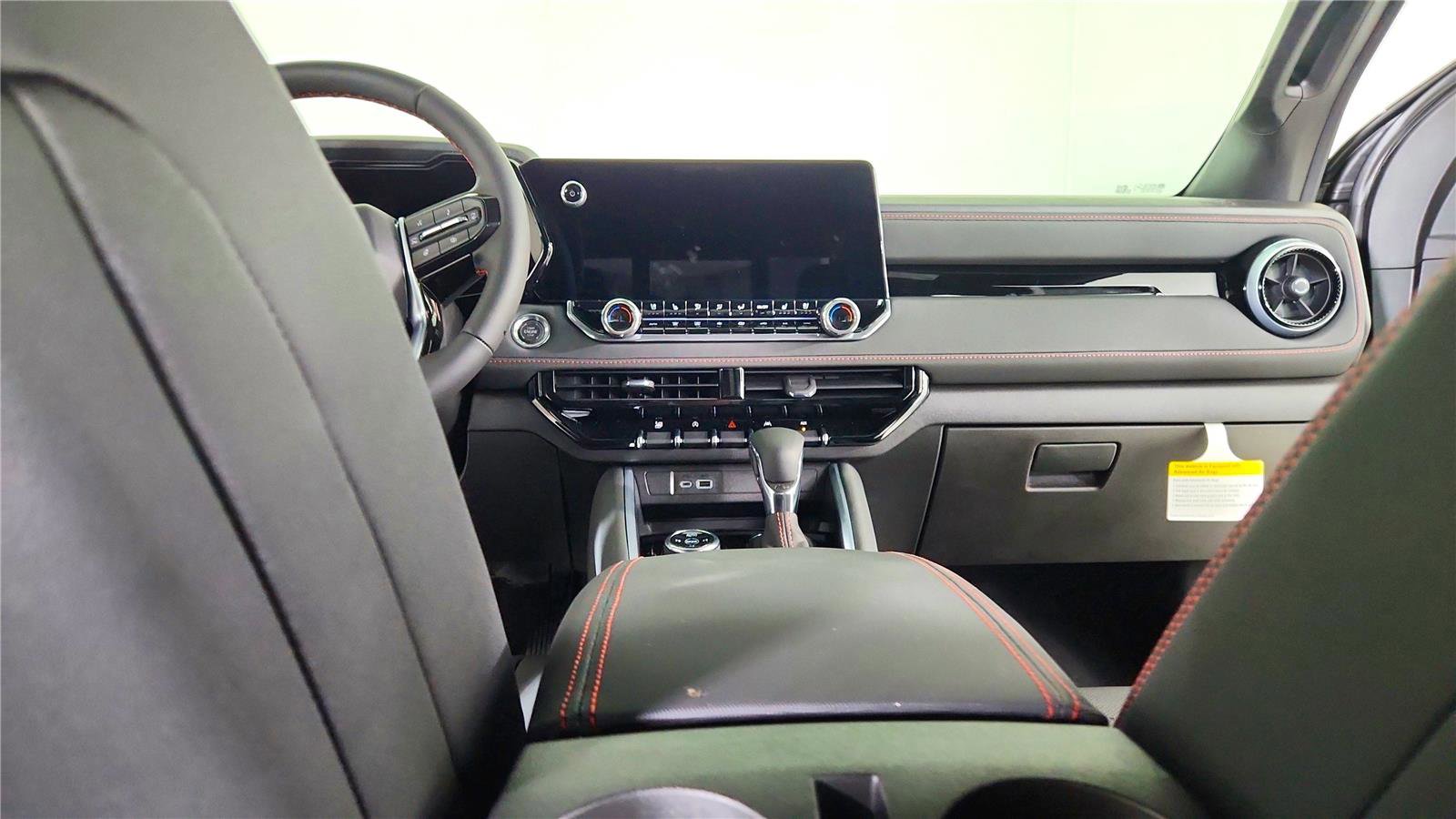 New 2026 Chevrolet Colorado Z71 w/ Z71 Convenience Package 2 image 30