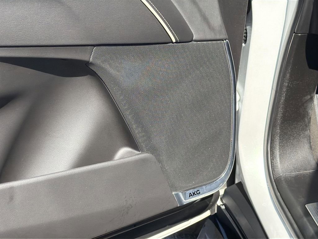 Certified 2023 Cadillac Escalade Premium Luxury image 21