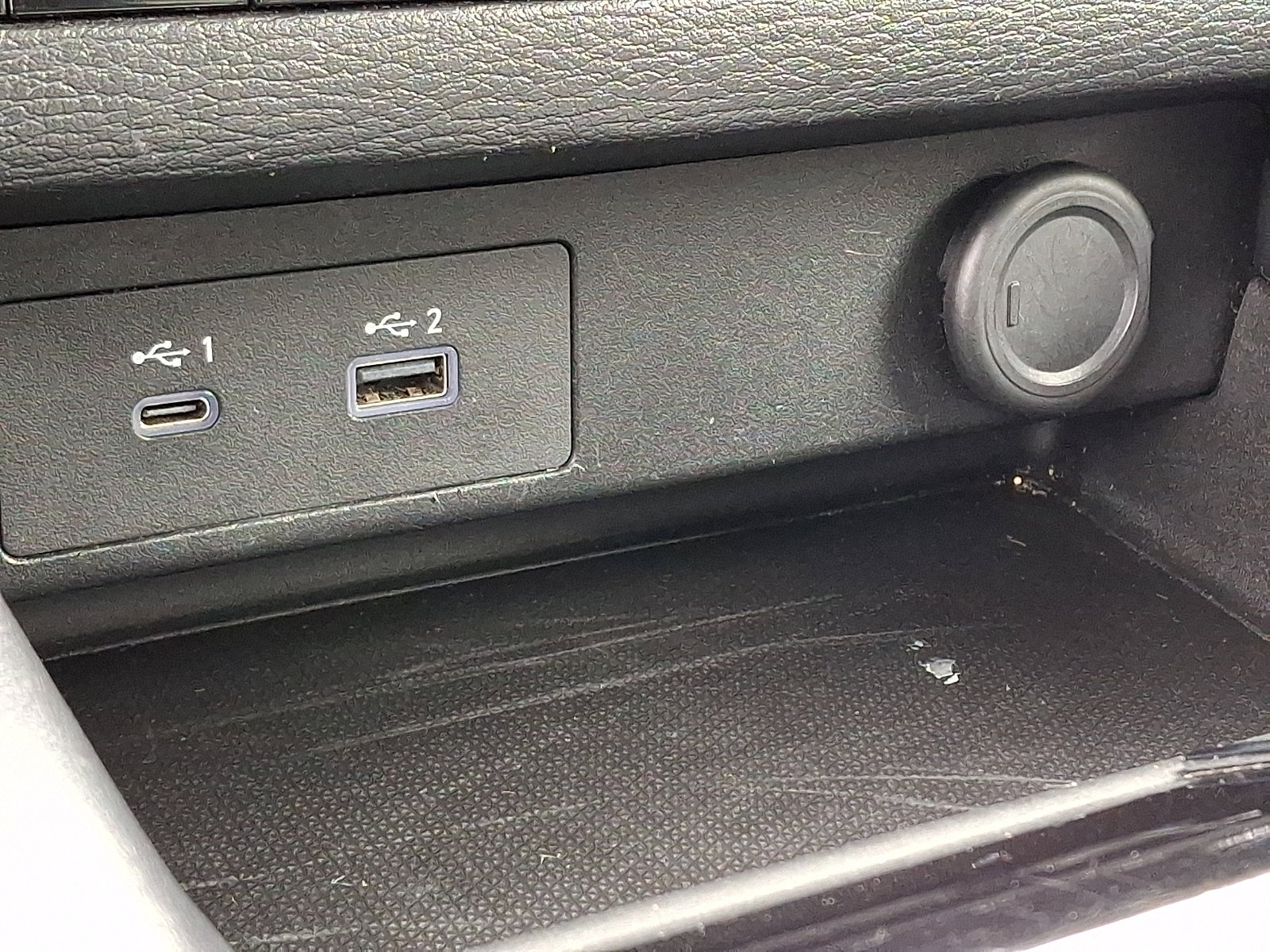 Used 2023 Mitsubishi Outlander SE image 23