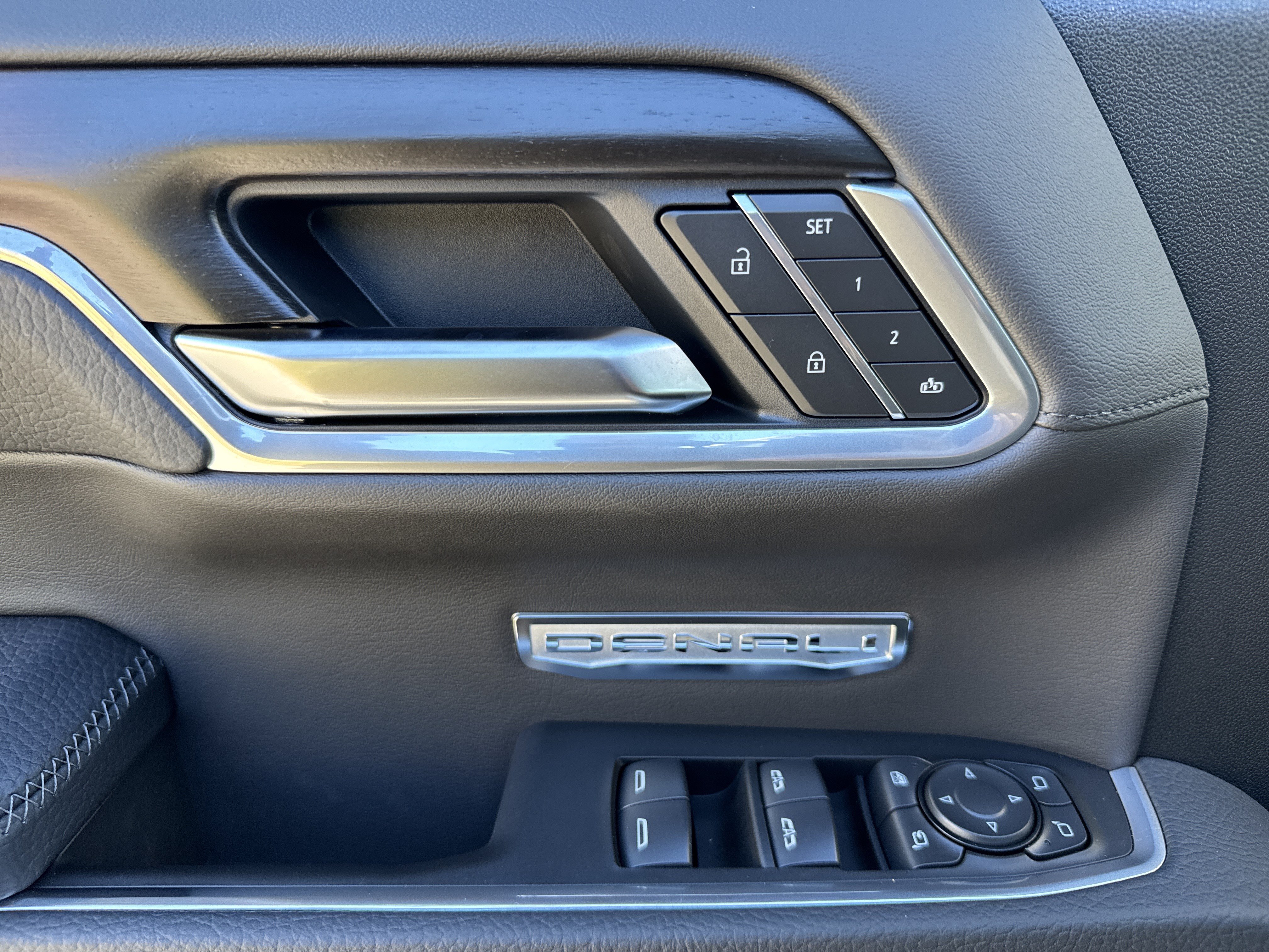 New 2026 GMC Sierra 1500 Denali AWD/4WD image 15