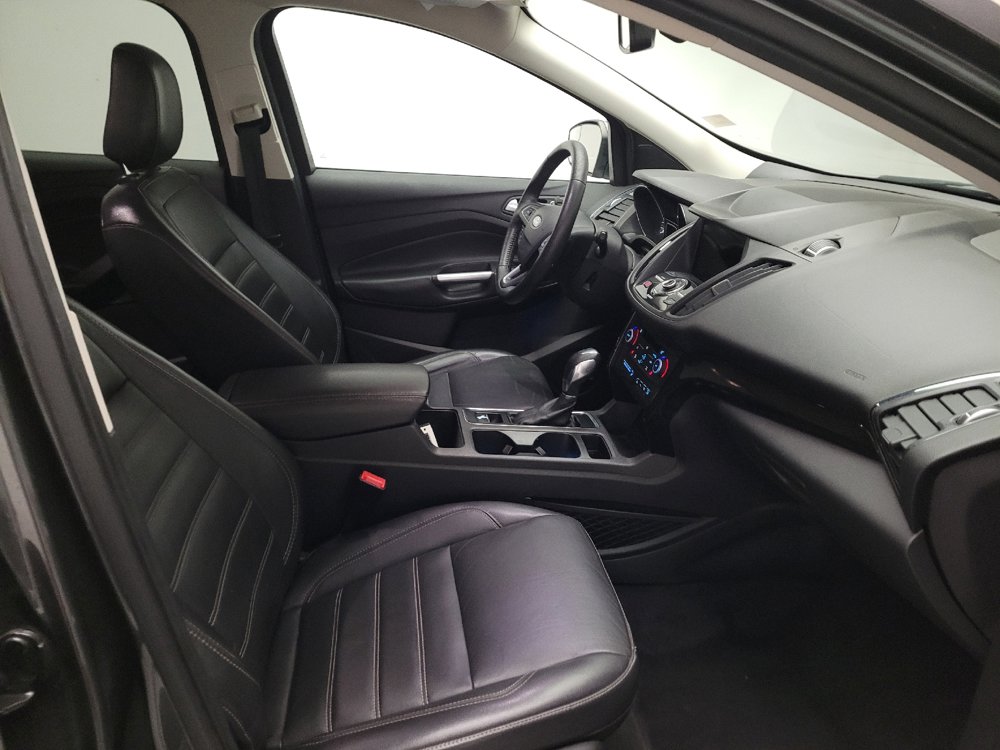 Used 2019 Ford Escape Titanium FWD image 21