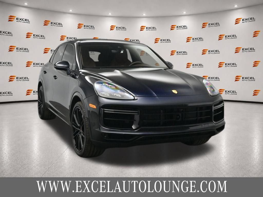 Used 2021 Porsche Cayenne Turbo w/ Premium Package Plus AWD/4WD image 7