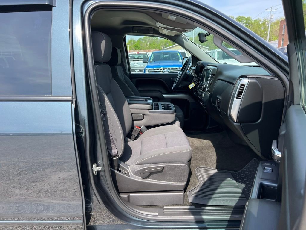 Used 2017 Chevrolet Silverado 1500 LT w/ All Star Edition image 22