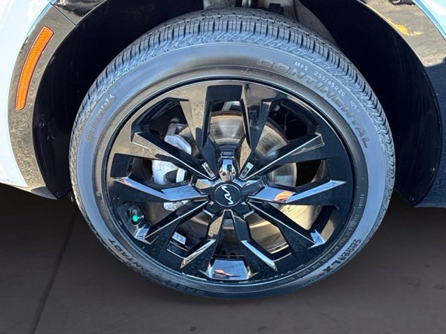 Certified 2023 Kia Sorento SX AWD/4WD image 9