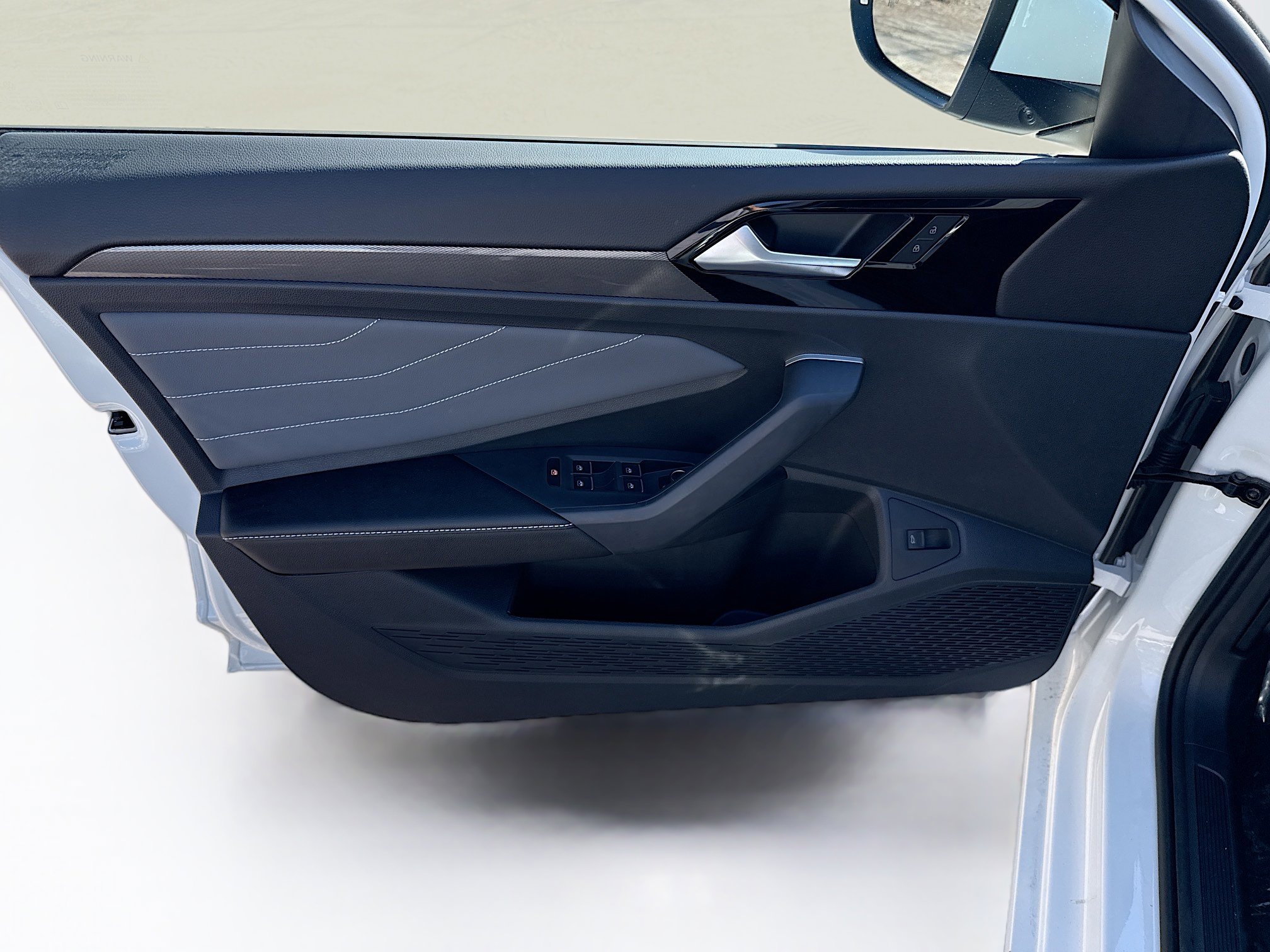 New 2026 Volkswagen Jetta SEL FWD image 21