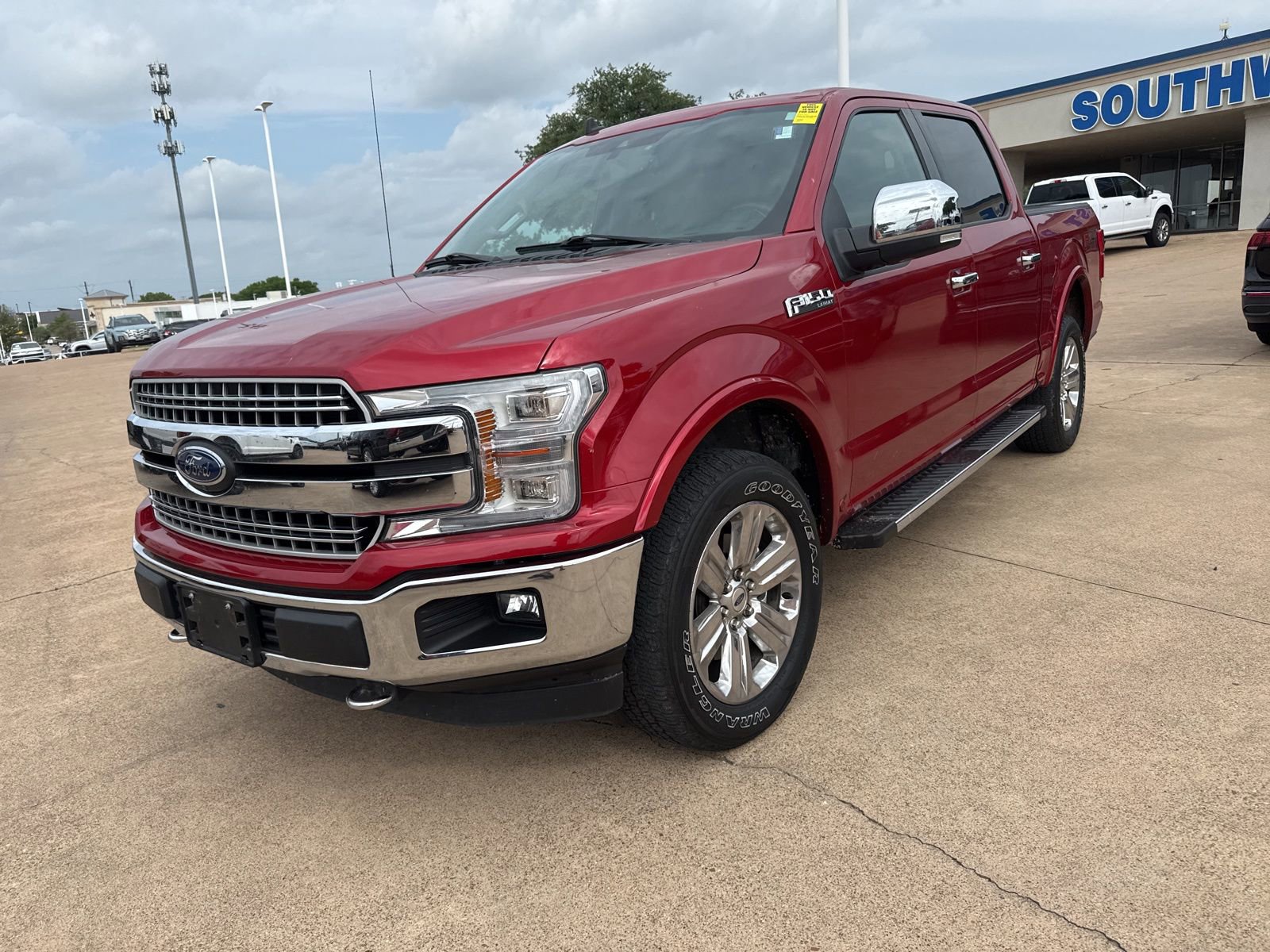 Used 2020 Ford F150 Lariat w/ Equipment Group 502A Luxury image 3
