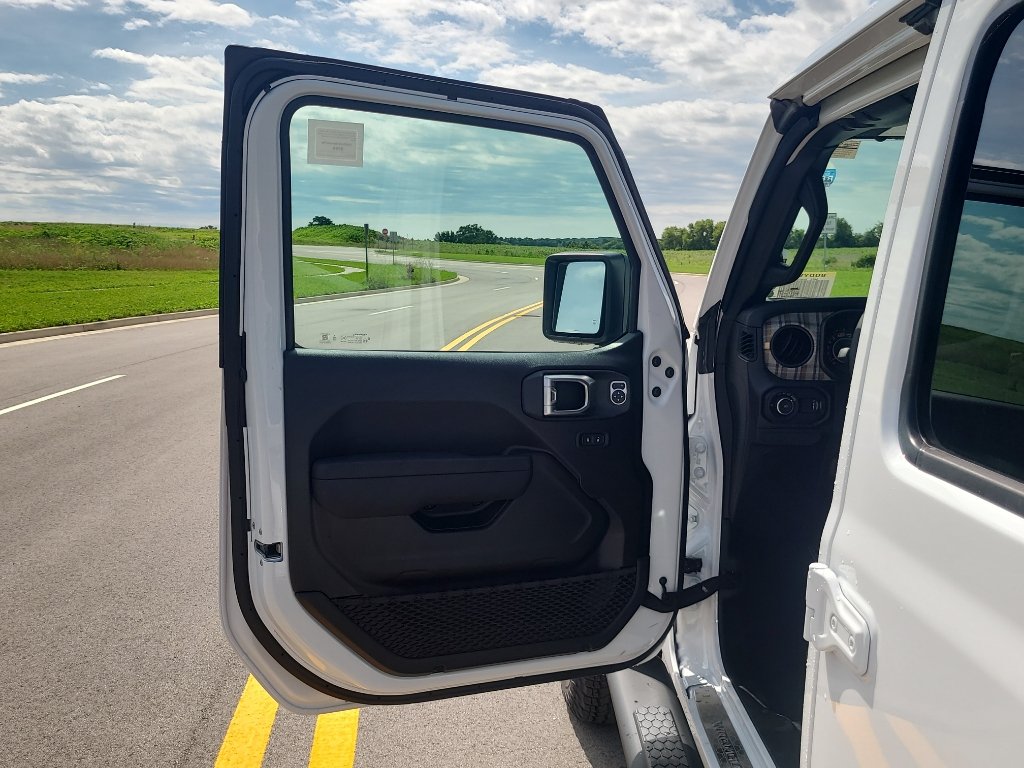 New 2026 Jeep Wrangler Unlimited Sport AWD/4WD image 12