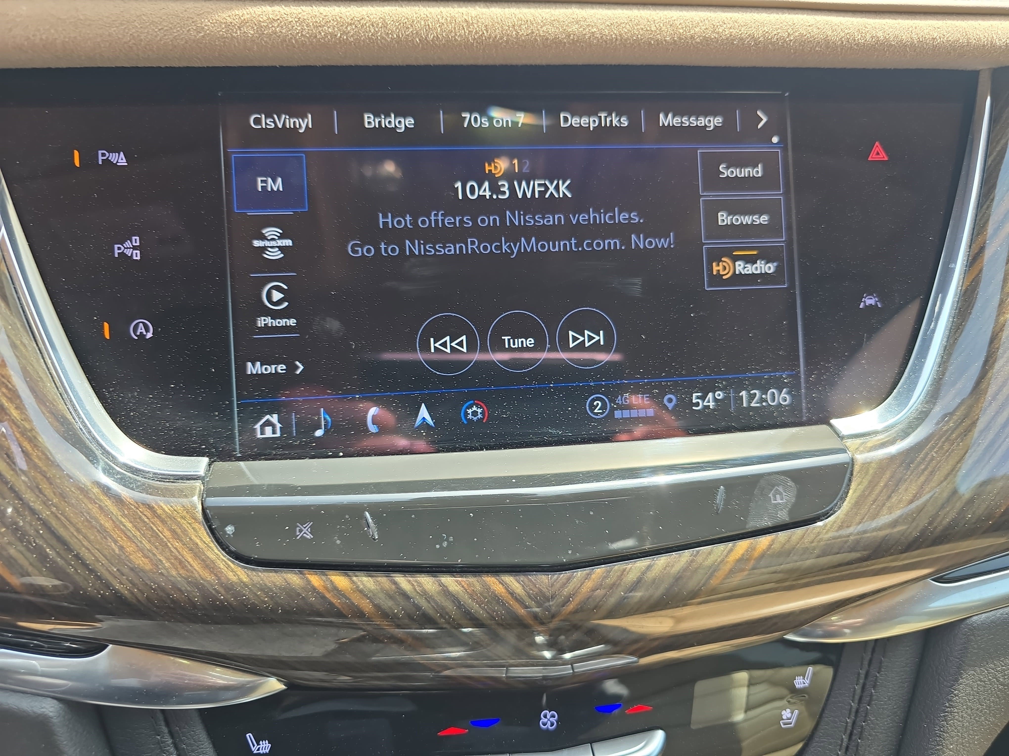 Used 2023 Cadillac XT6 Sport w/ Platinum Package image 21