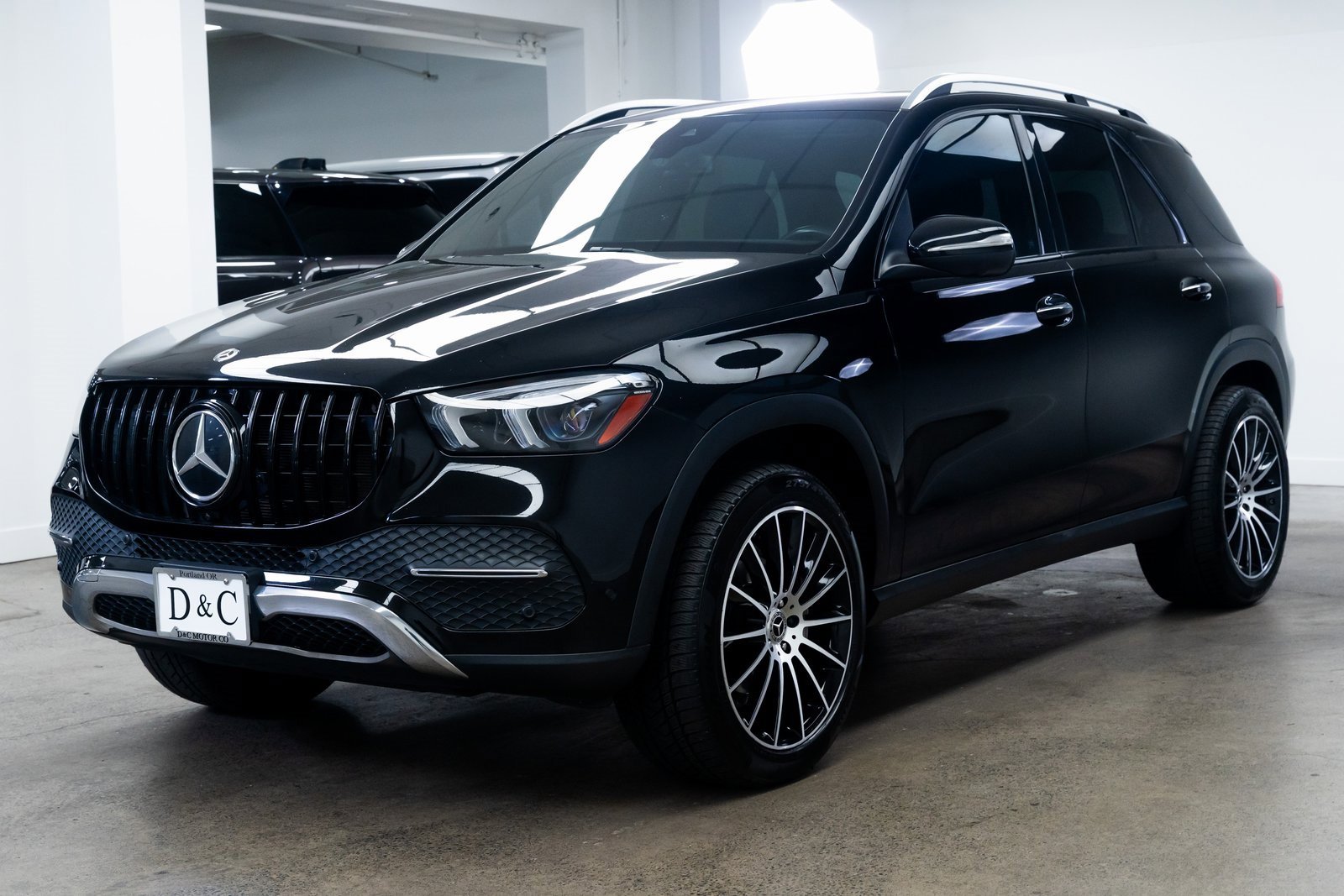 Used 2021 Mercedes-Benz GLE 350 4MATIC image 3