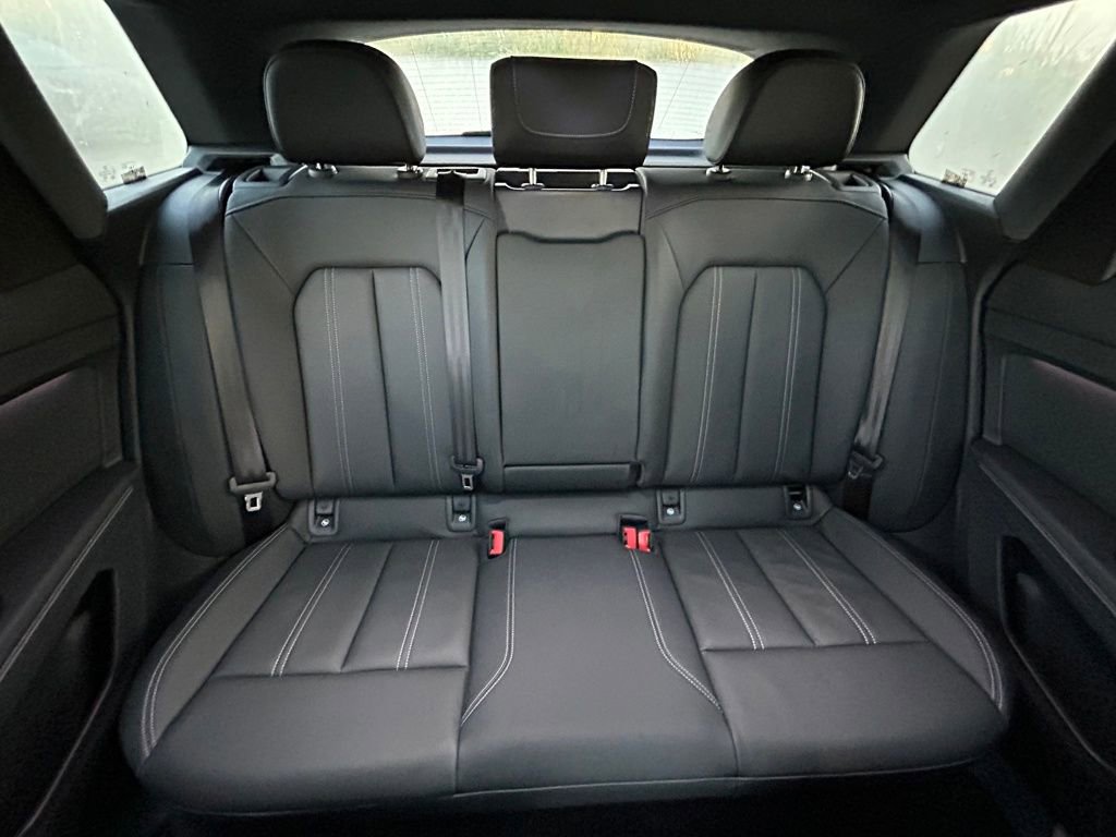 Used 2023 Audi Q4 e-tron Premium w/ Convenience Package image 43