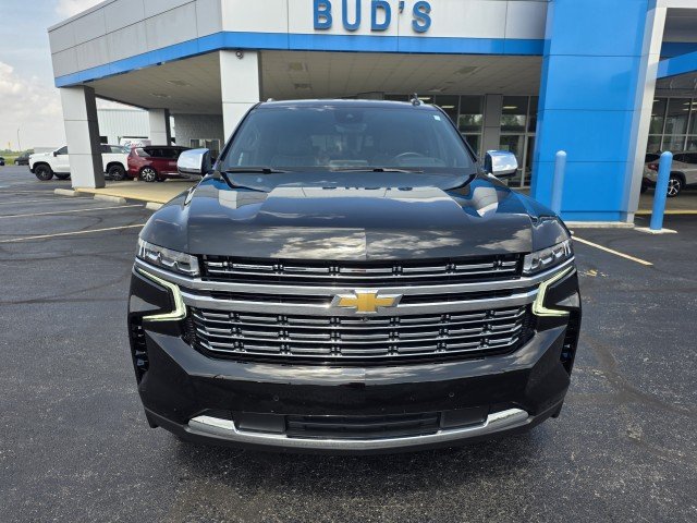 Used 2024 Chevrolet Suburban Premier AWD/4WD image 21