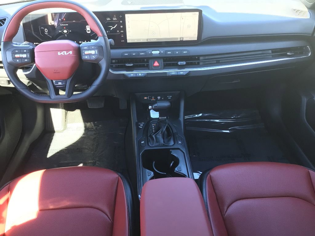 New 2025 Kia K4 GT-Line image 16