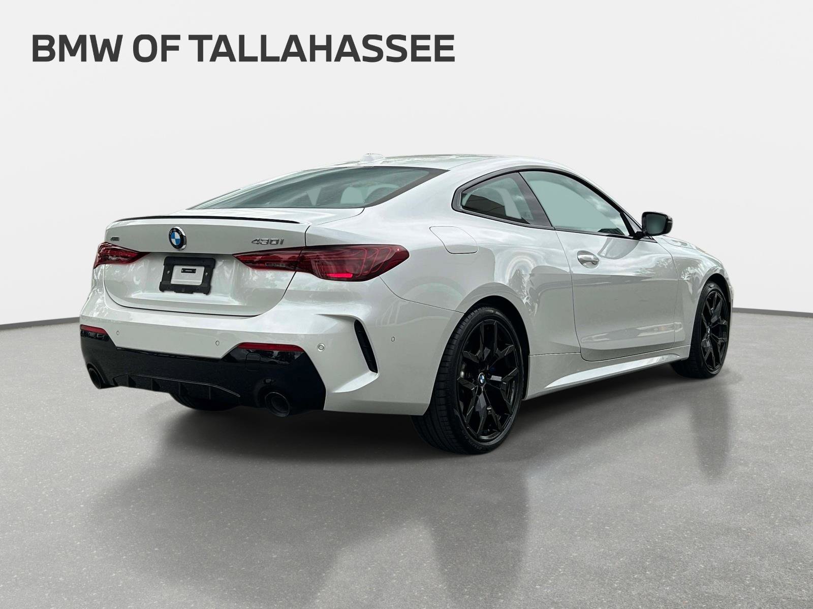 Used 2025 BMW 430i xDrive Coupe w/ M Sport Package AWD/4WD image 5