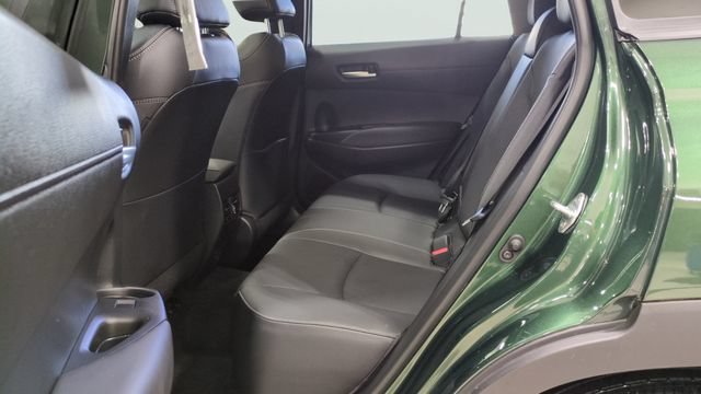 Used 2022 Toyota Corolla Cross XLE w/ Convenience Package AWD/4WD image 13