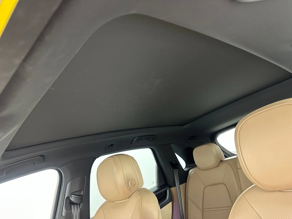 Certified 2021 Porsche Cayenne AWD/4WD image 20