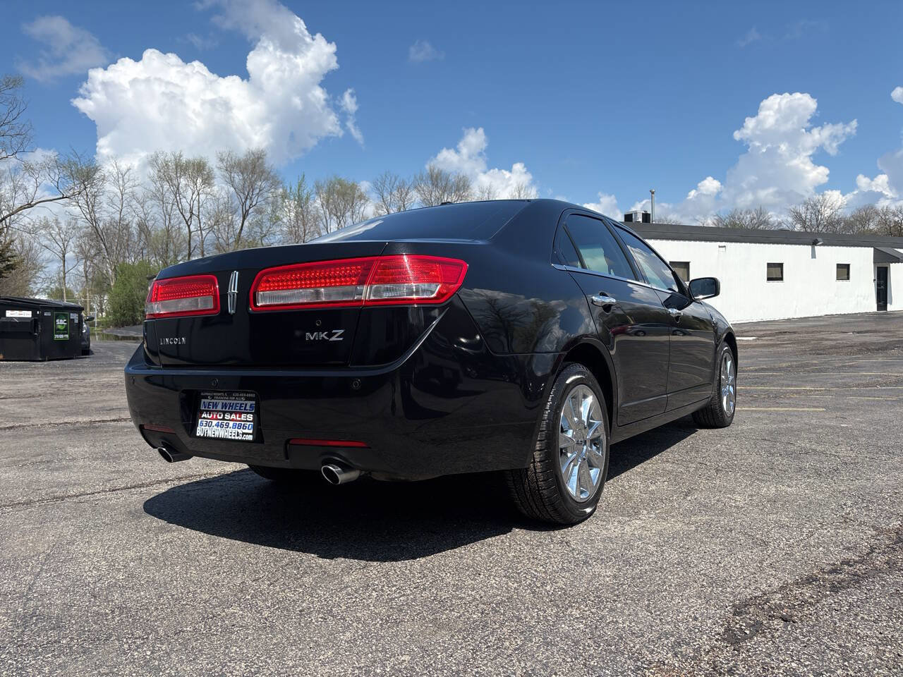 Used 2012 Lincoln MKZ FWD image 5