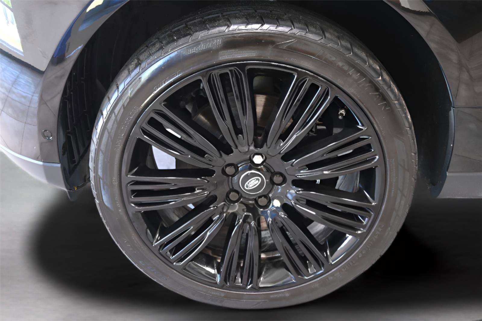 Used 2019 Land Rover Range Rover HSE AWD/4WD image 37