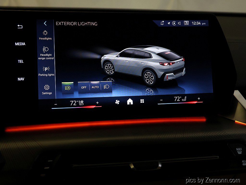 Certified 2025 BMW X2 xDrive28i AWD/4WD image 19