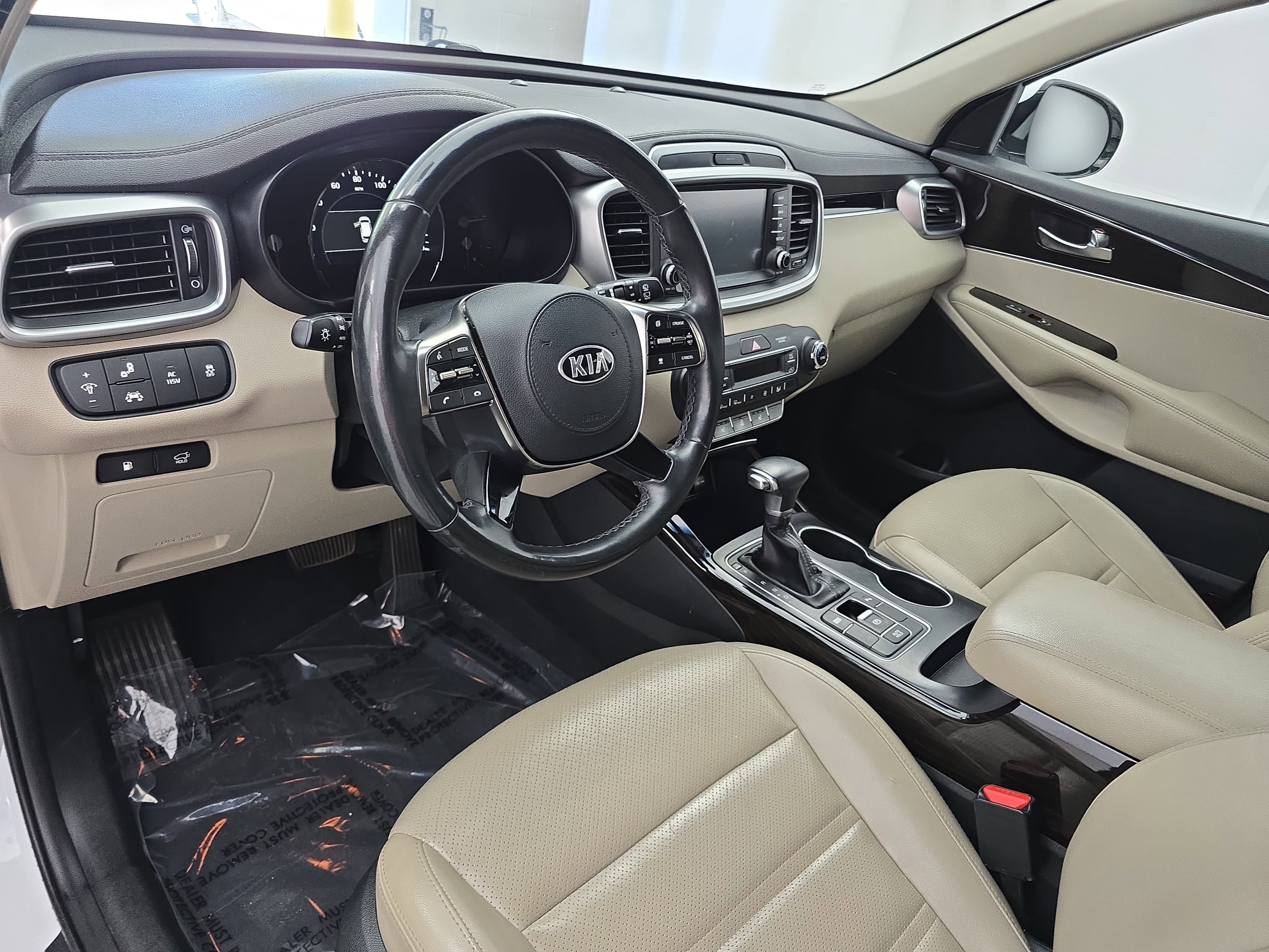 Used 2019 Kia Sorento EX w/ EX Touring Package FWD image 17