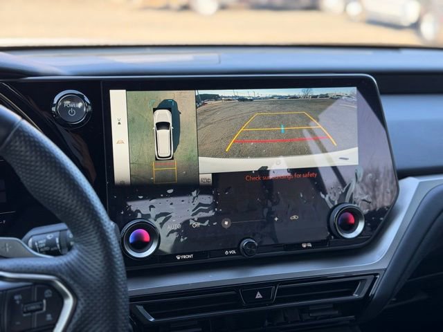 Used 2025 Lexus TX 500h AWD w/ Technology Package image 27