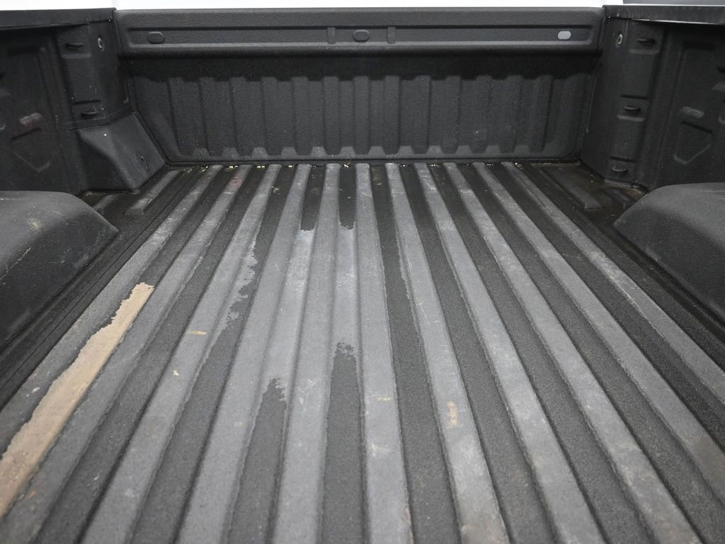 Used 2024 Chevrolet Silverado 3500 LT w/ Convenience Package image 9