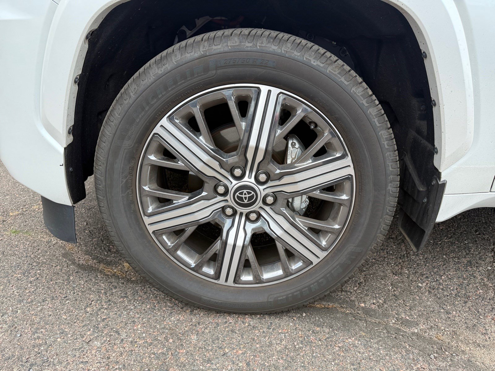 Used 2024 Toyota Sequoia Capstone AWD/4WD image 24