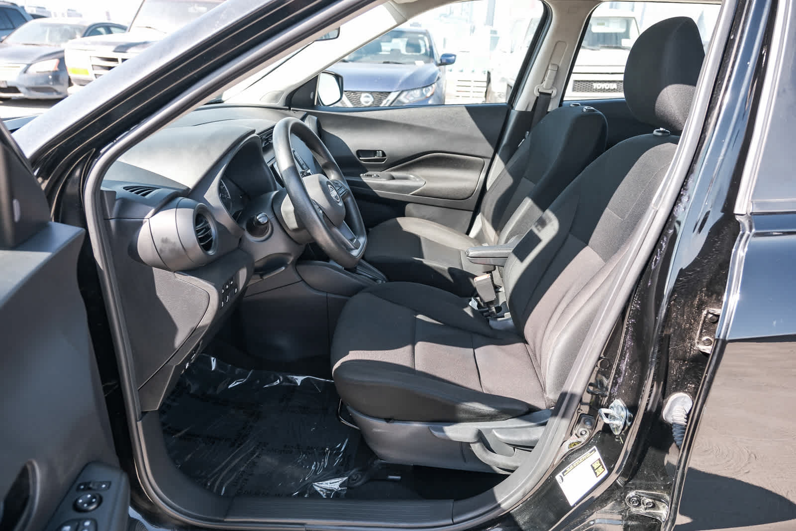 Used 2024 Nissan Kicks S FWD image 39