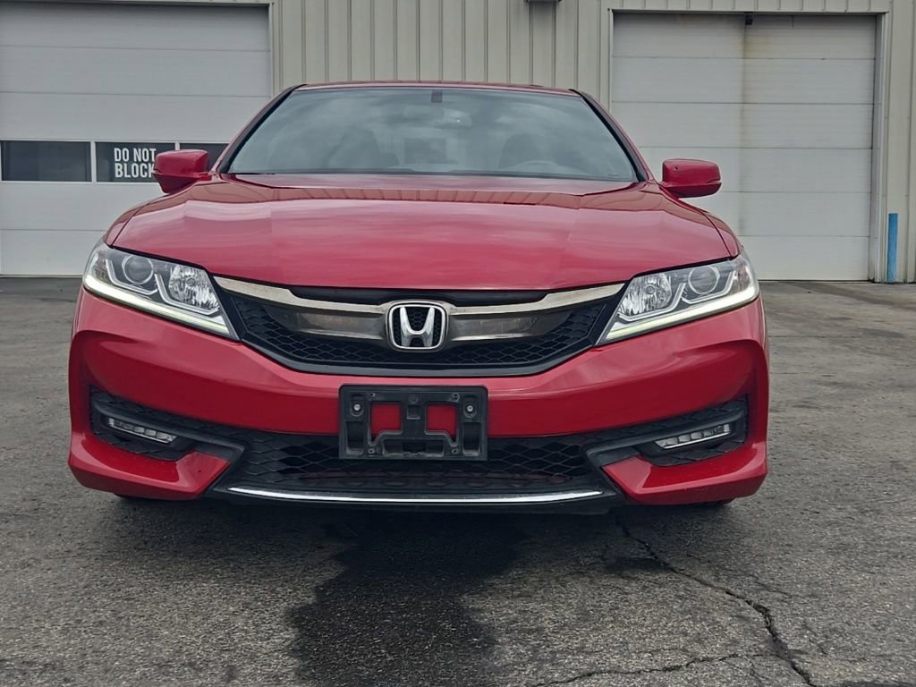 Used 2017 Honda Accord EX-L image 2