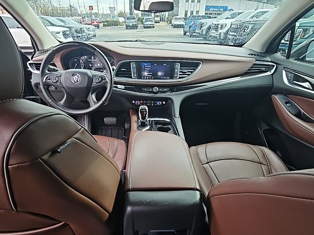 Used 2020 Buick Enclave Avenir w/ Avenir Technology Package image 16