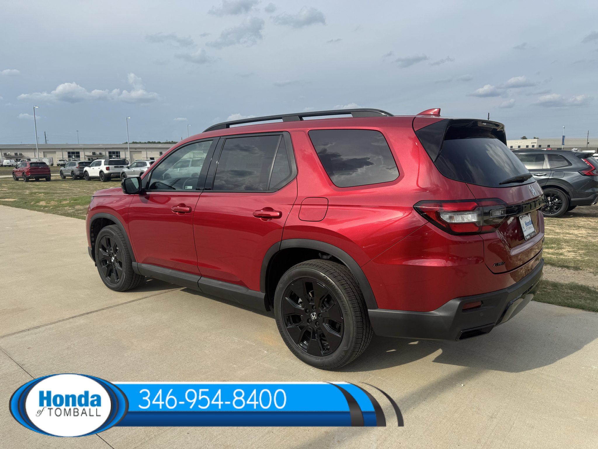 New 2026 Honda Pilot Black Edition image 4