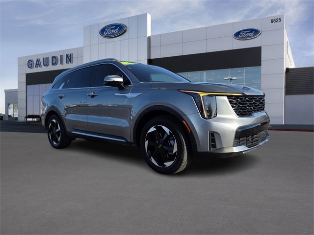 Used 2025 Kia Sorento EX image 1