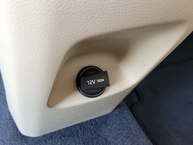 Used 2016 Hyundai Sonata Limited w/ Option Group 05 FWD image 17