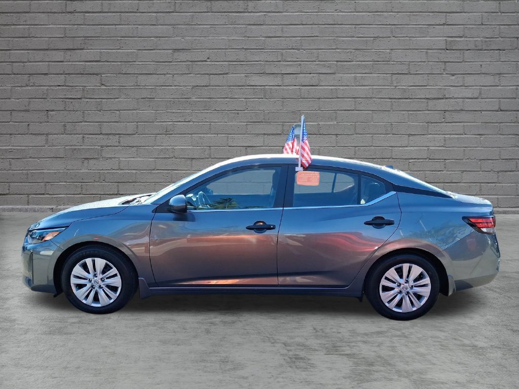 Certified 2025 Nissan Sentra S FWD image 5