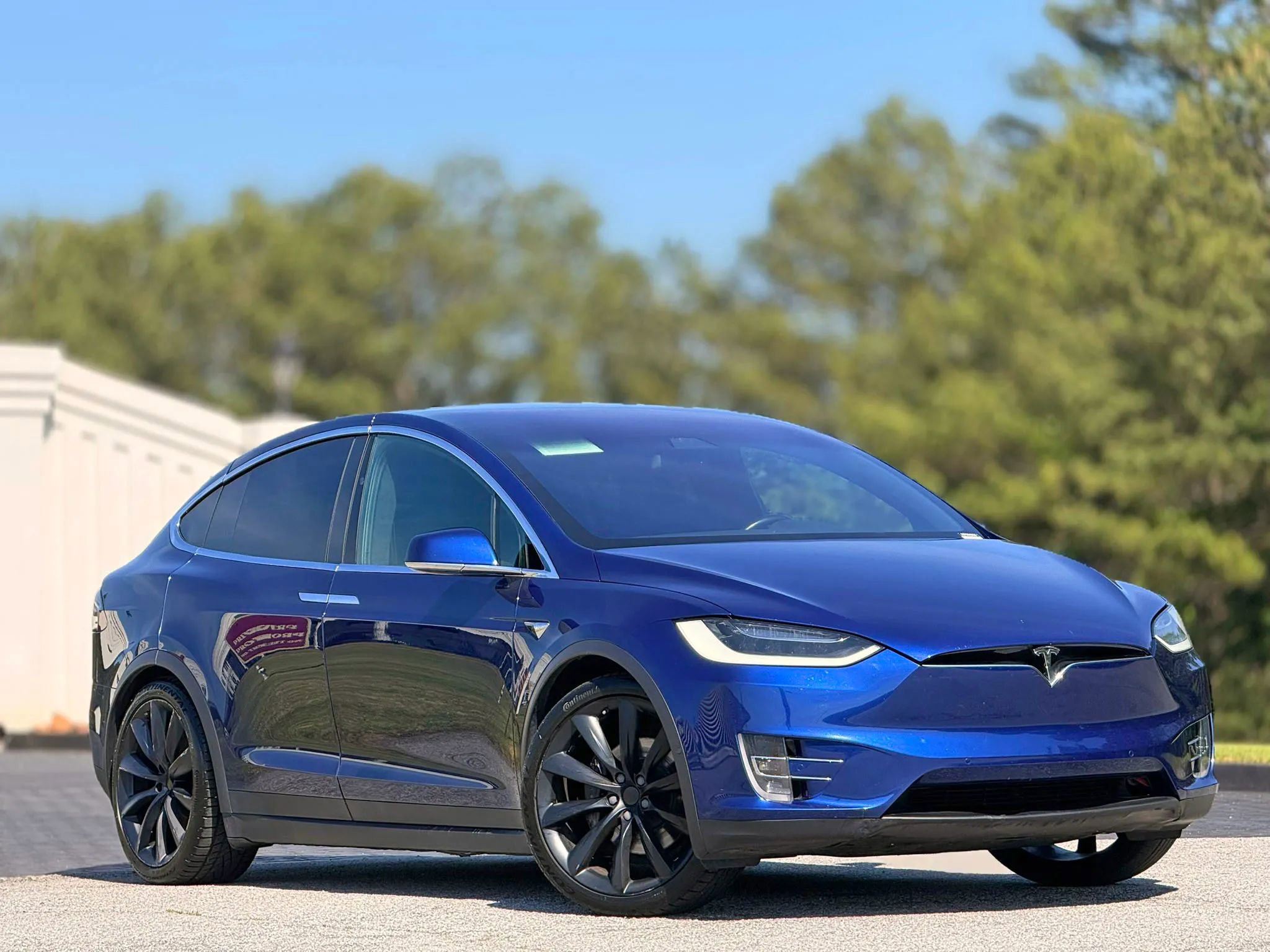 Used 2017 Tesla Model X 100D image 5