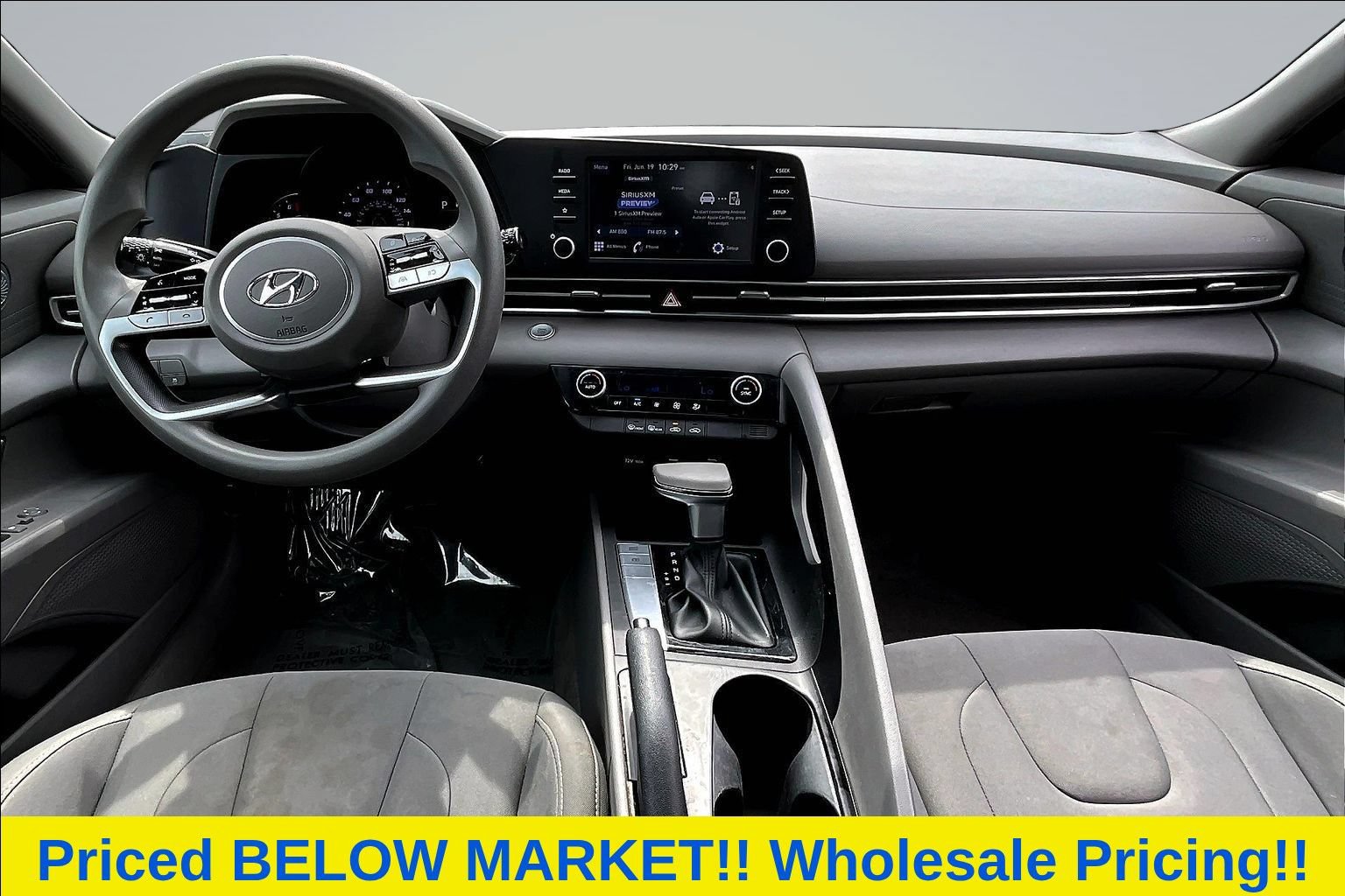 Used 2022 Hyundai Elantra SEL w/ Cargo Package FWD image 9