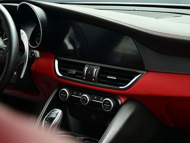 Used 2021 Alfa Romeo Giulia Ti Sport image 36