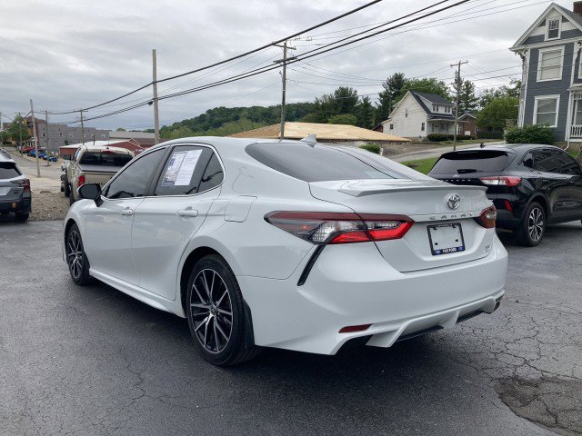 Used 2022 Toyota Camry SE w/ Cold Weather Package AWD/4WD image 12