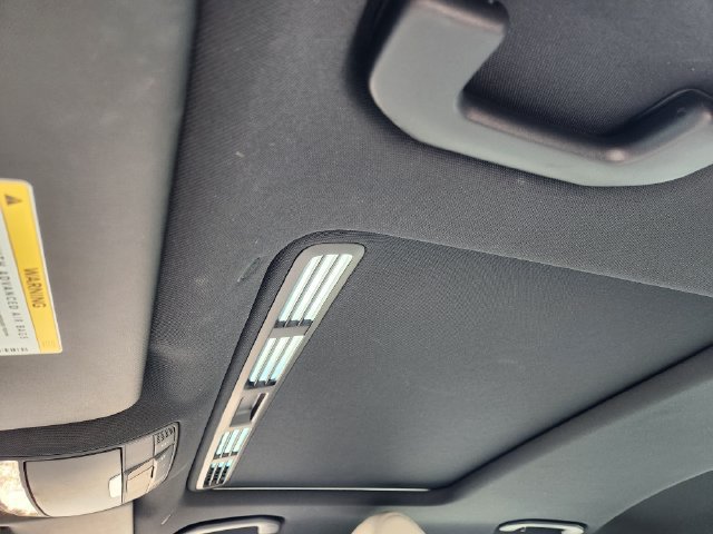 Used 2019 Mercedes-Benz E 300 image 26