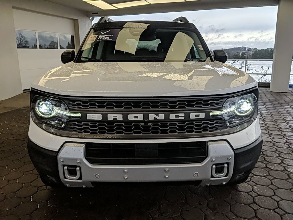 Used 2025 Ford Bronco Sport Badlands w/ Badlands Tech Package image 2