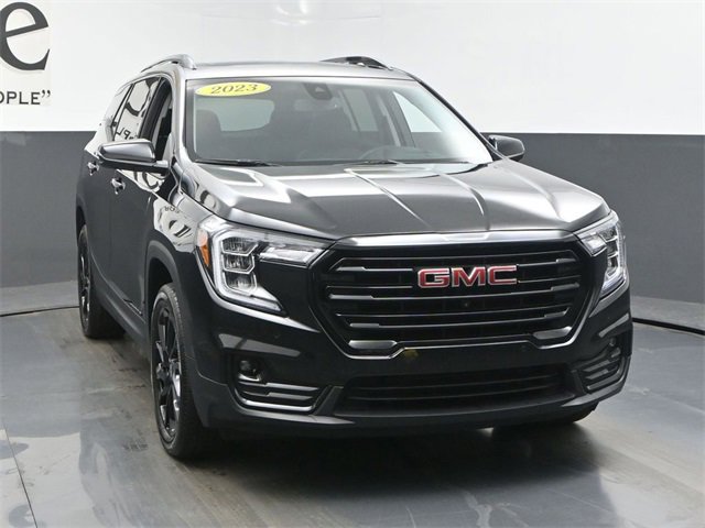 Used 2023 GMC Terrain SLT w/ Infotainment Package II image 50