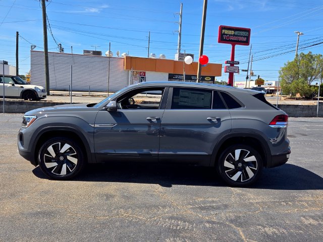 New 2026 Volkswagen Atlas Cross Sport SE FWD image 4
