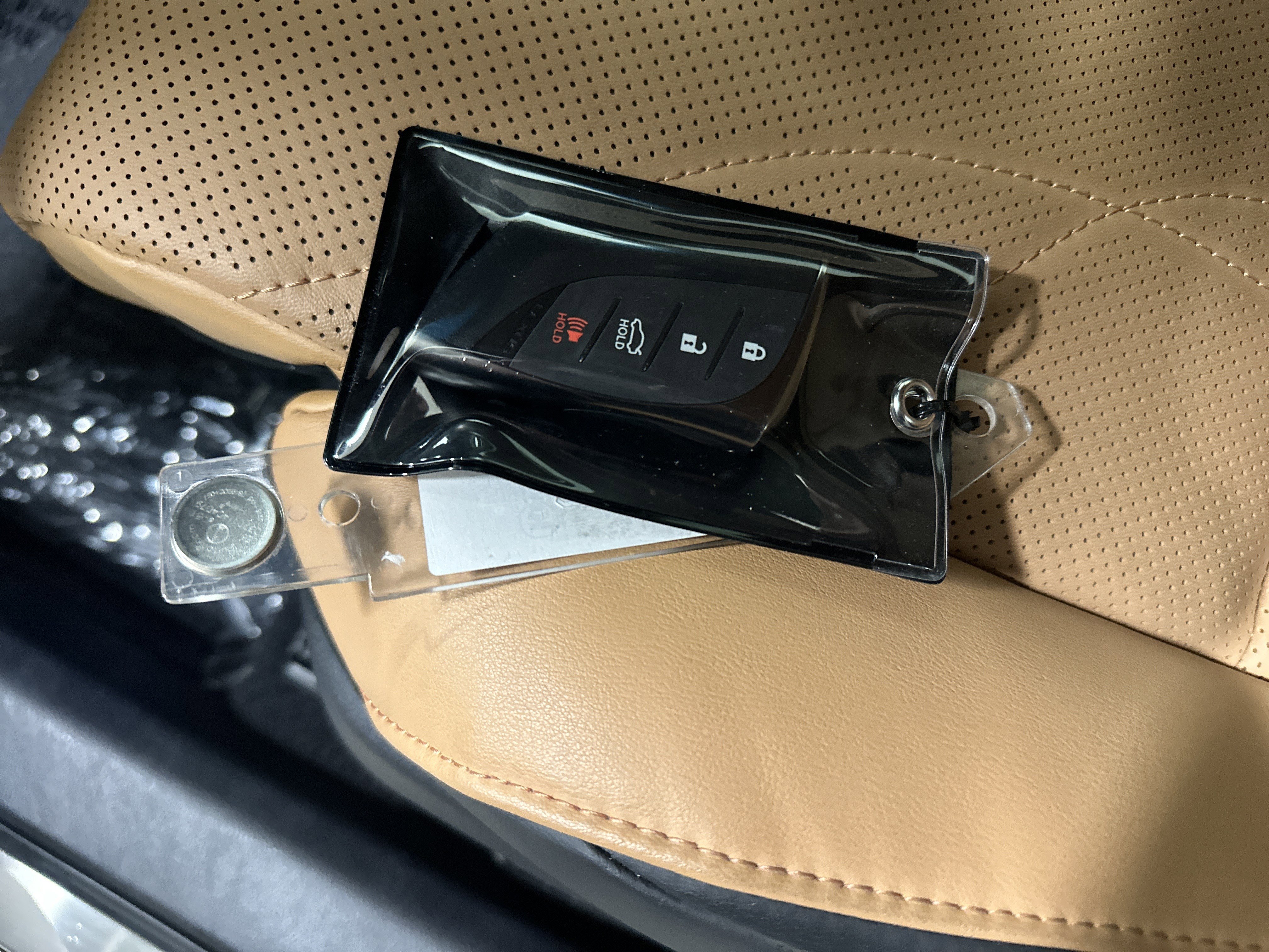 Certified 2025 Lexus ES 350 Luxury w/ Accessory Package (Z1) image 36