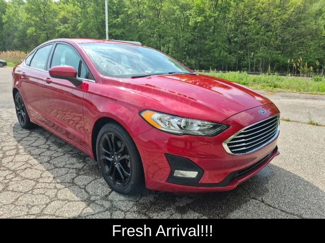 Used 2020 Ford Fusion SE w/ Equipment Group 151A FWD image 13