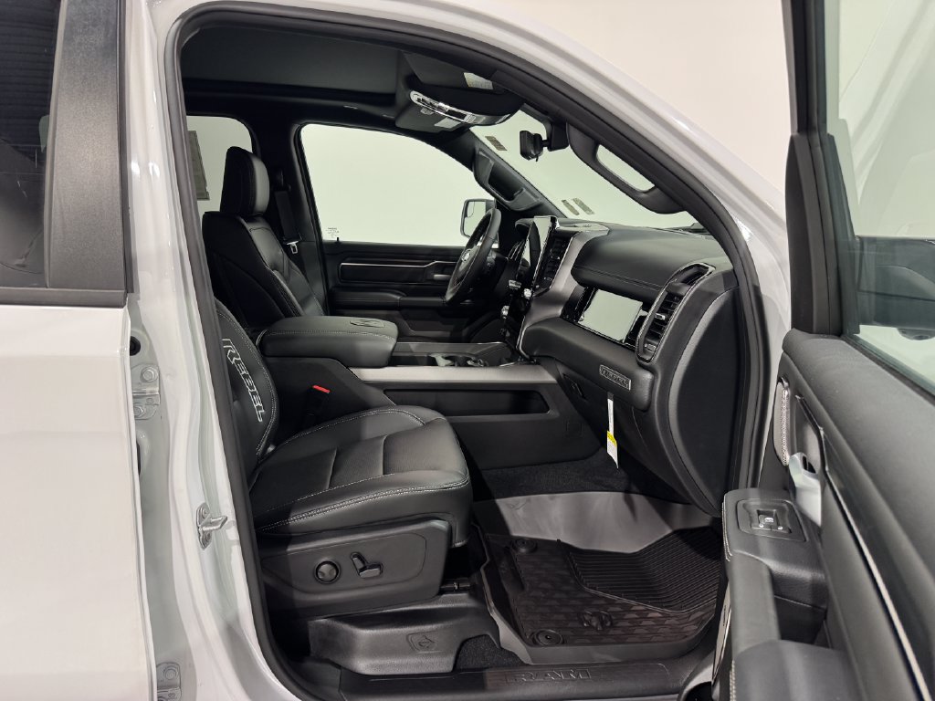 New 2026 RAM 1500 Rebel w/ Rebel Level 2 Equipment Group AWD/4WD image 21