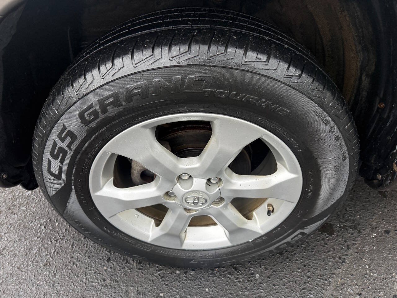 Used 2010 Toyota RAV4 Limited AWD/4WD image 9