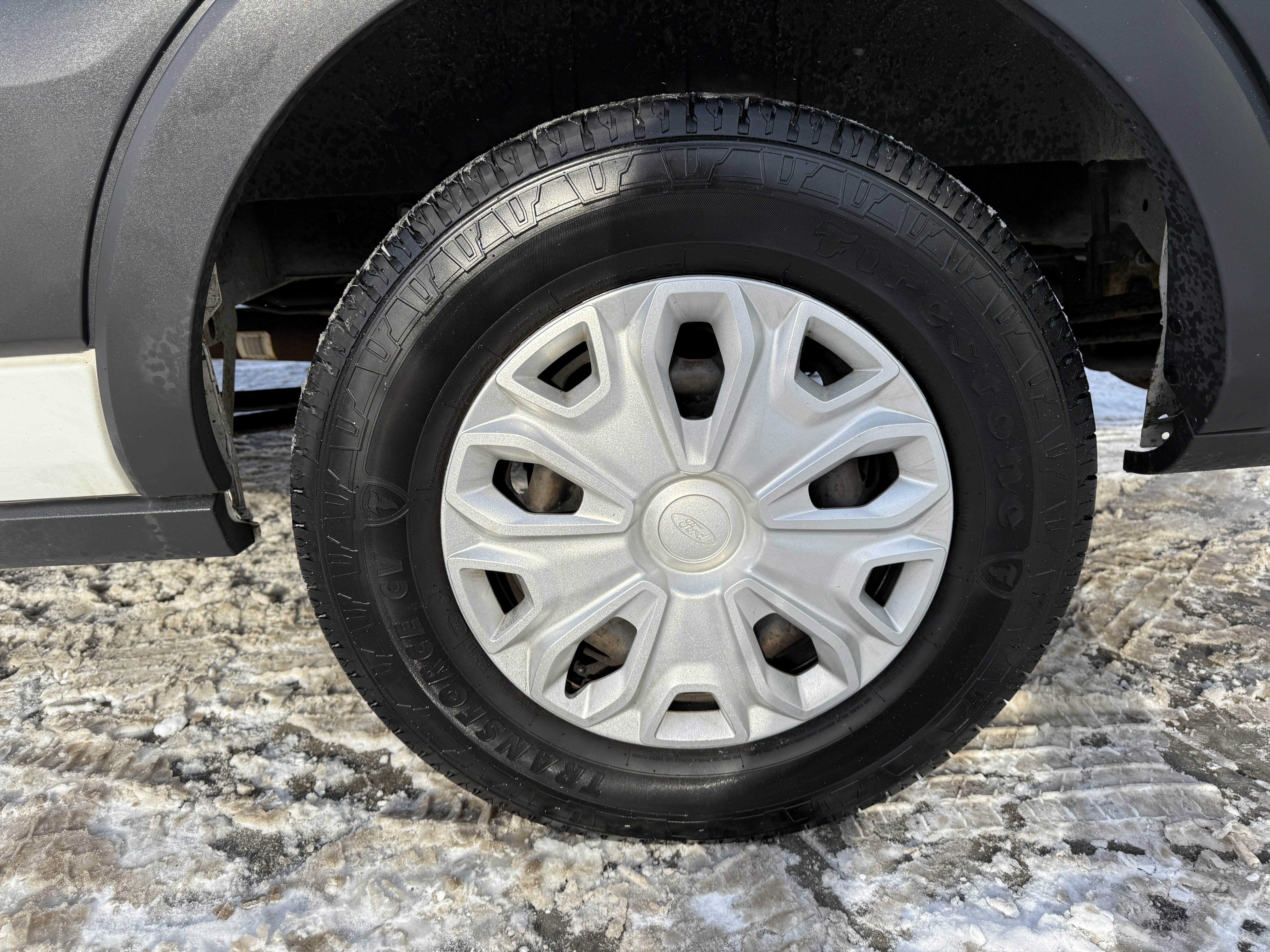 Used 2018 Ford Transit 350 XL image 23