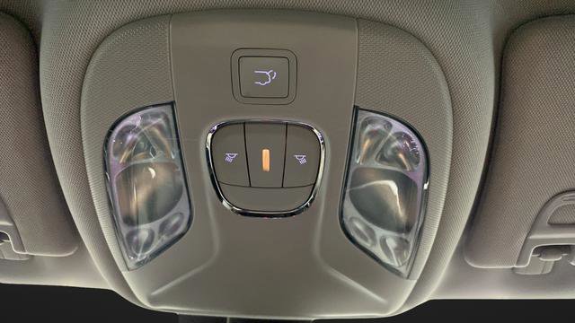Used 2022 Jeep Compass Latitude w/ Convenience Group AWD/4WD image 33
