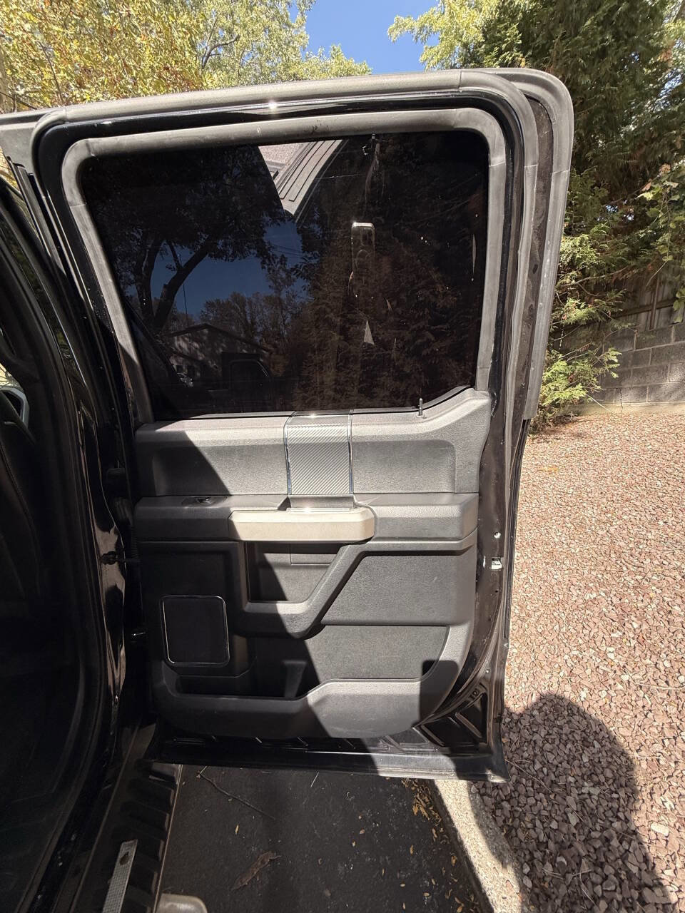 Used 2018 Ford F150 Lariat image 15